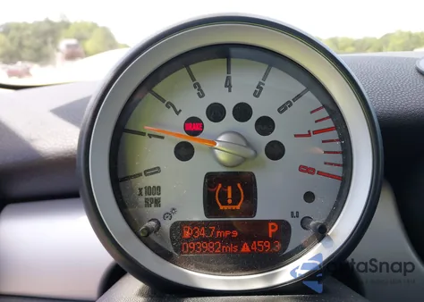 2008 Mini Cooper z USA, uszkodzony, nr VIN WMWMF33588TT62528